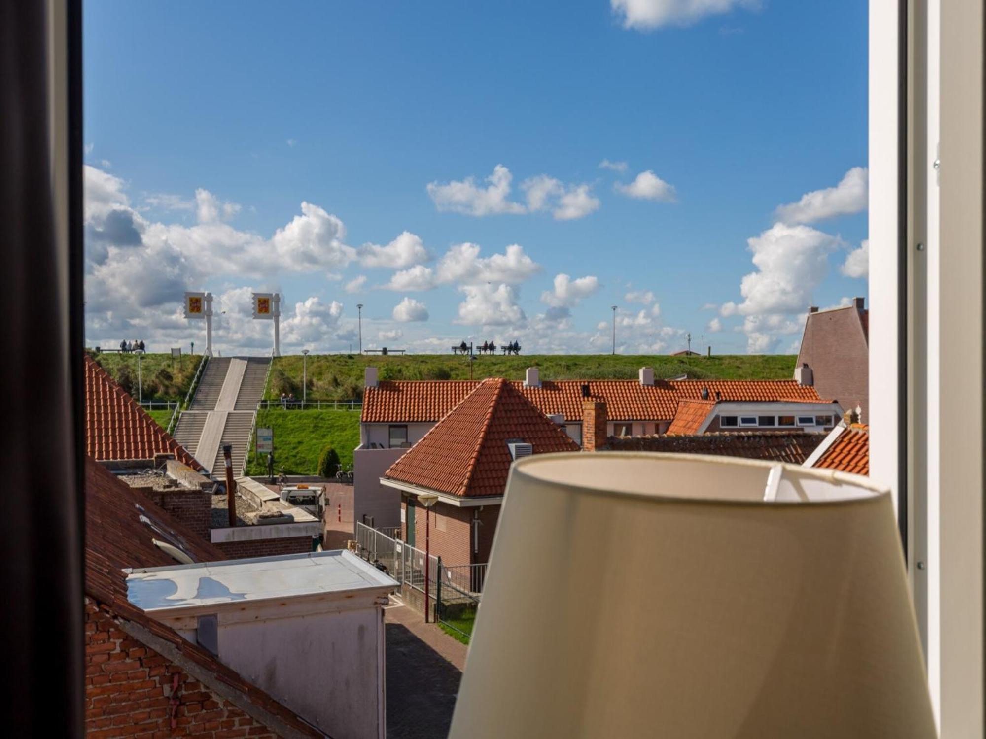 Lush In Near * Zoutelande